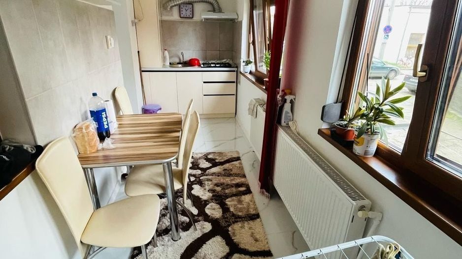 Lipovei | 3 Camere | Decomandat | Centrala Proprie. - Poză 2