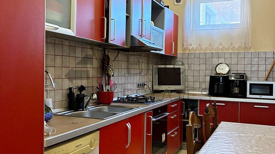 Casa singura in curte ultracentral in Oradea - Poză 8