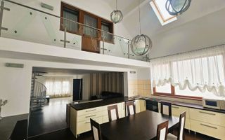 Casa Individuala cu 4 camere si garaj, zona Strand - Poză 2