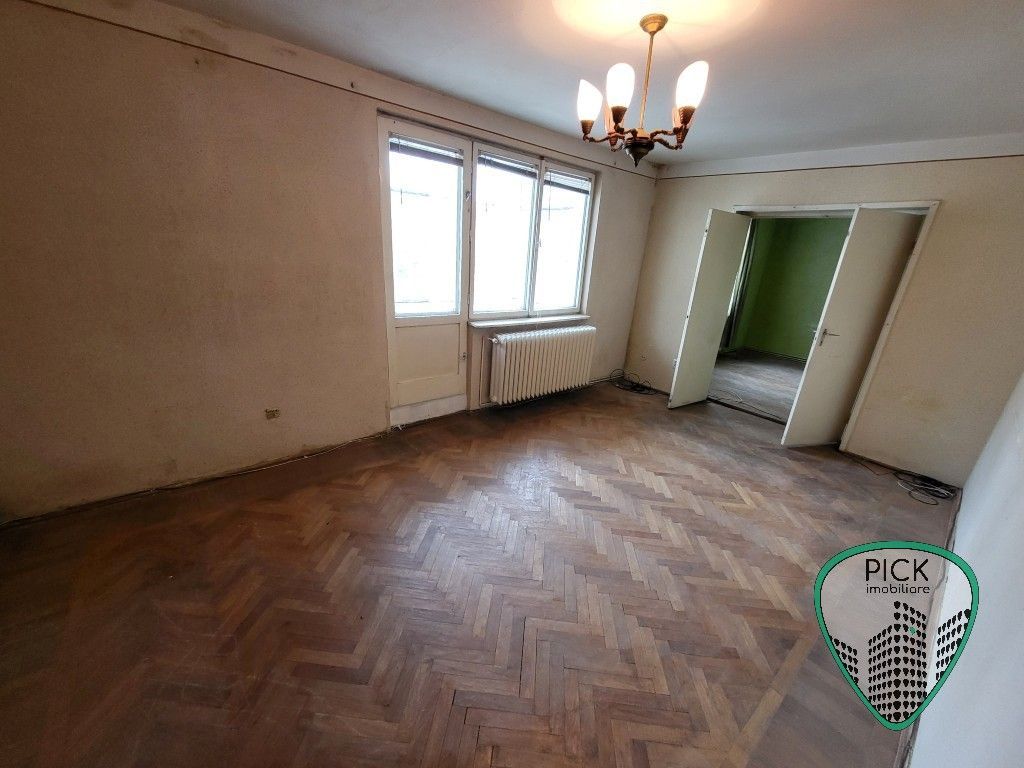 P 1157 - Apartament cu 3 camere în Târgu Mureș, Dâmbu Pietros, Piata de zi - Poză 1