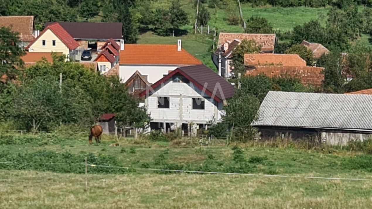 Casa individuala - 684 mp teren, Marpod - Poză 5