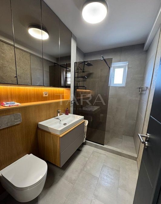 Apartament 2 camere decomandat, renovat lux, zona Brâncuși. - Poză 10