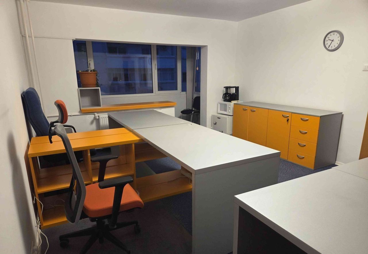 Închiriez garsonieră, Decebal, destinat pentru birouri/cabinet avocat - Poză 2