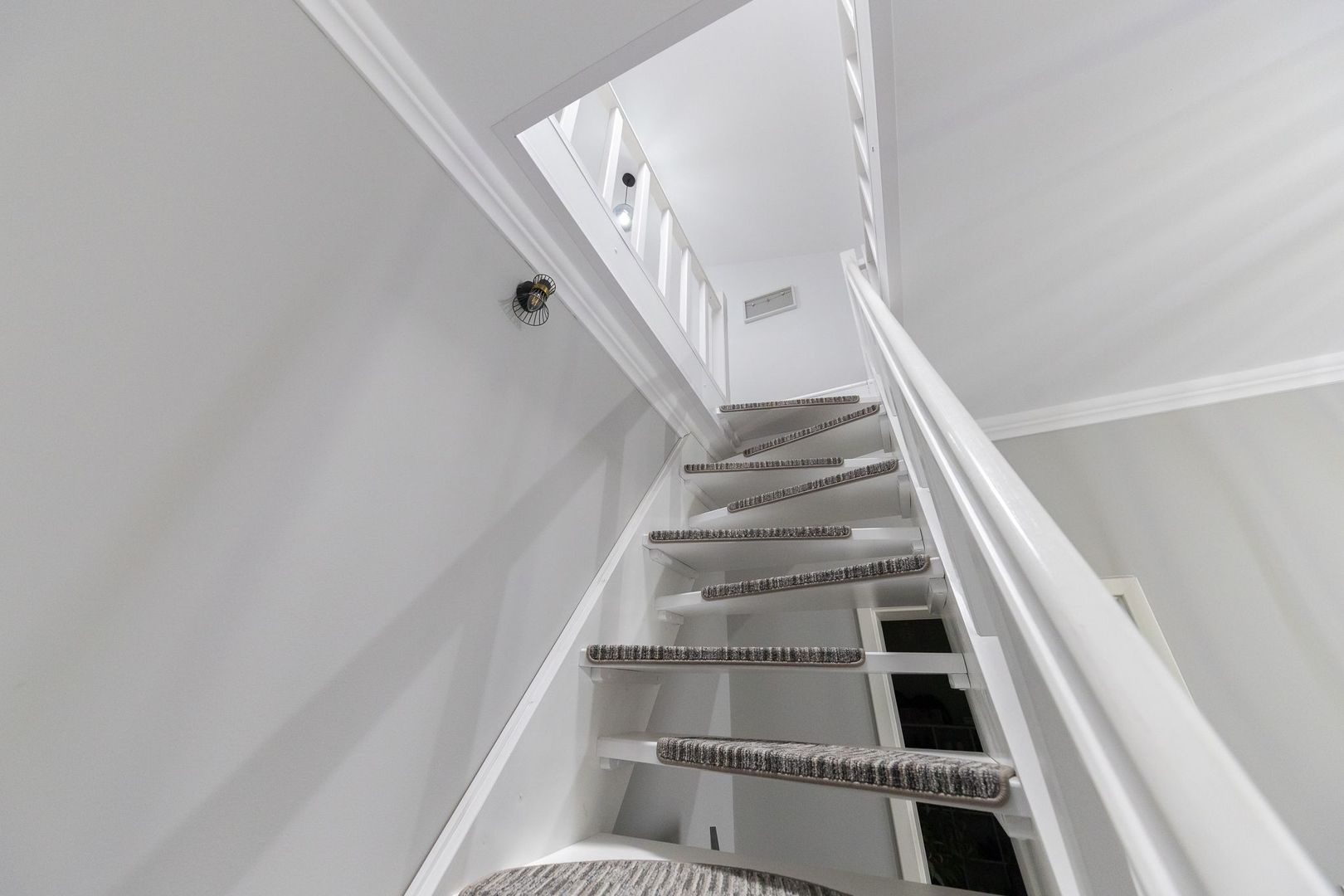 Apartament 3 incaperi & 2 bai – Mobilat, Utilat, Gata de Mutare! - Poză 12