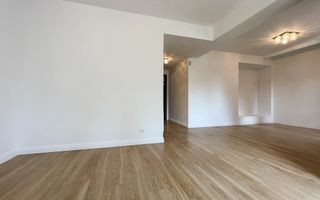 Amazing 6 Rooms Villa // Private Pool // 4 Parking Place / Erou Iancu Nicolae - Poză 25