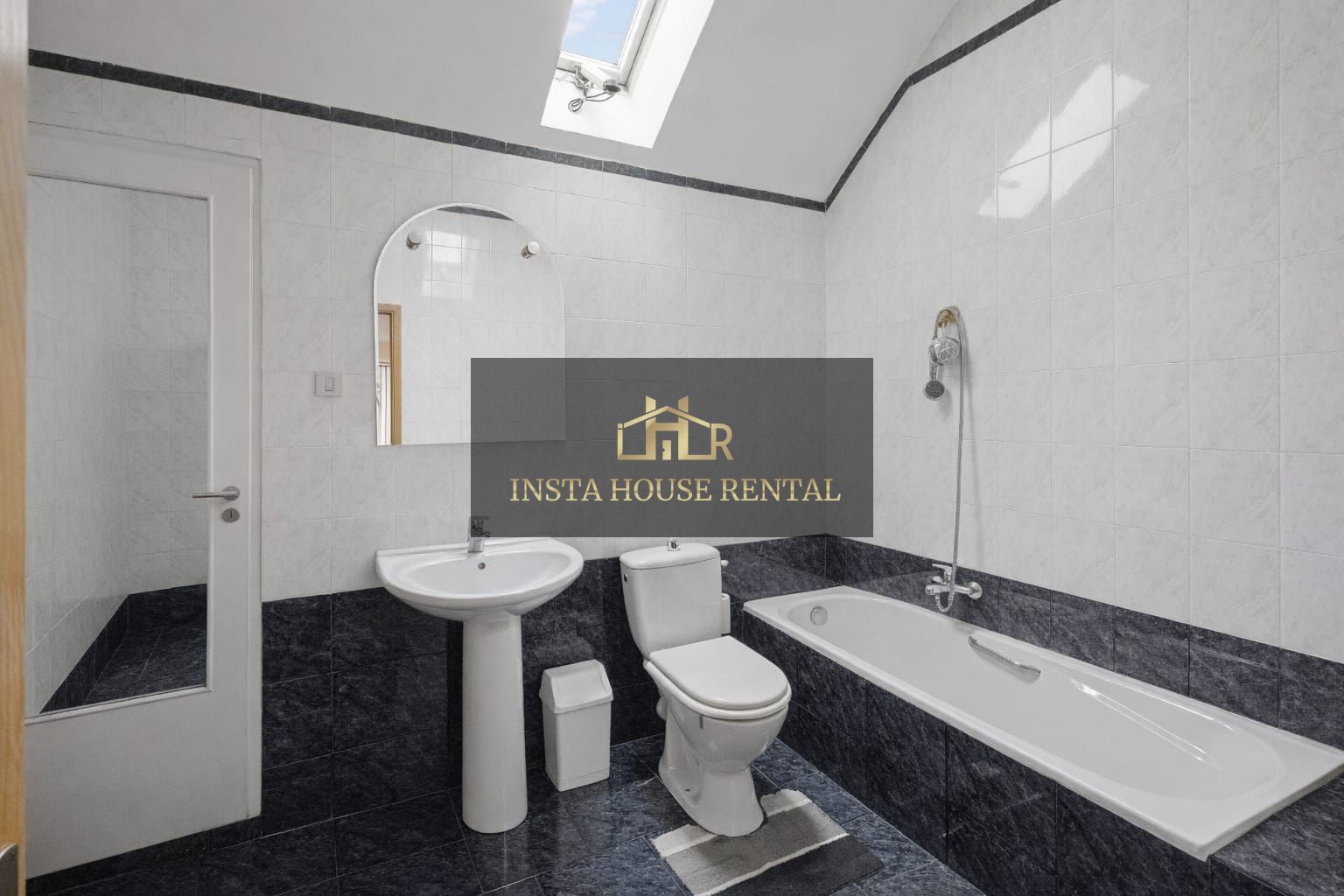 Proprietate cu 2 case I 1.700 mp teren I aproape de lac – Ghermănești - Poză 17