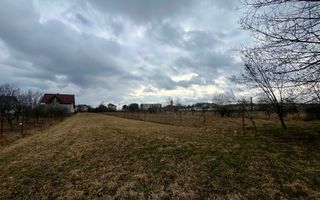 Teren Intravilan 2020 MP | Zonă Linistita | Radauti - Poză 7