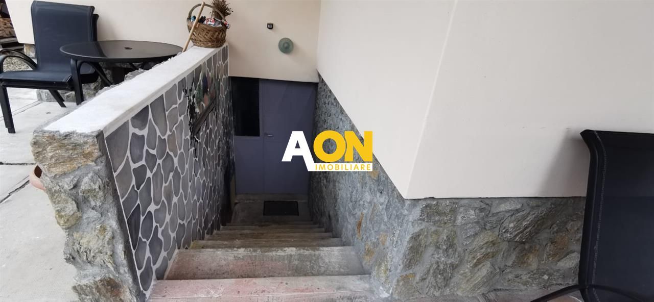 Casa in Centru zona linistita - Poză 17