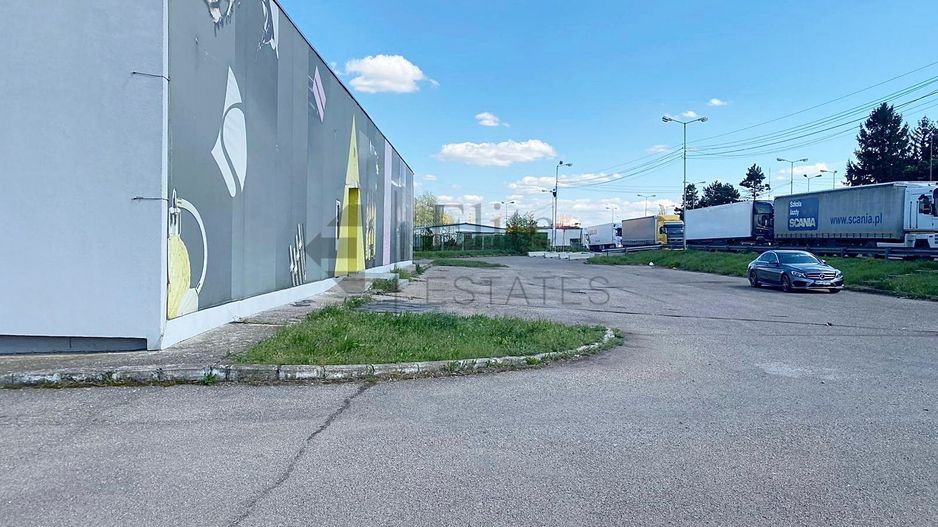 Hala industriala de vanzare pe Soseaua Borsului - Poză 2