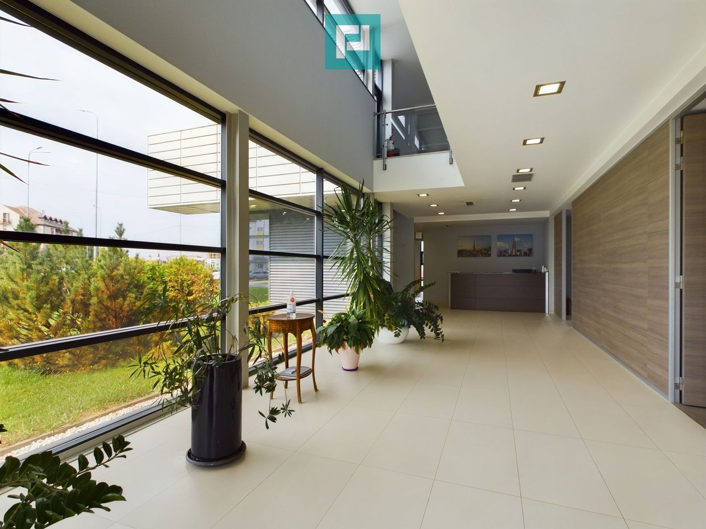 Spațiu comercial modern cu parcare proprie - Poză 5