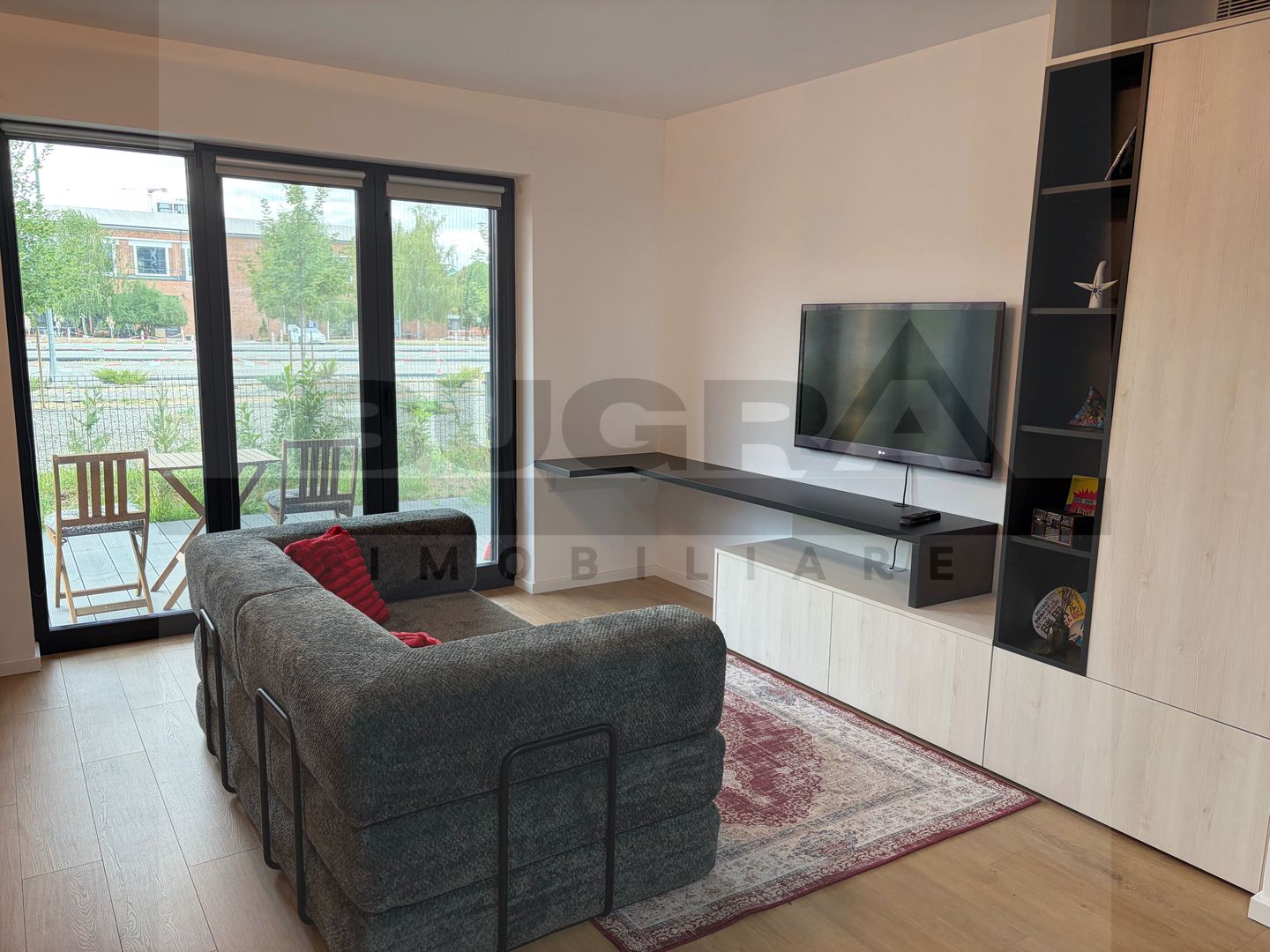Apartament 2 camere, totul nou, 60 mp gradina, zona Parc Feroviarilor - Poză 2