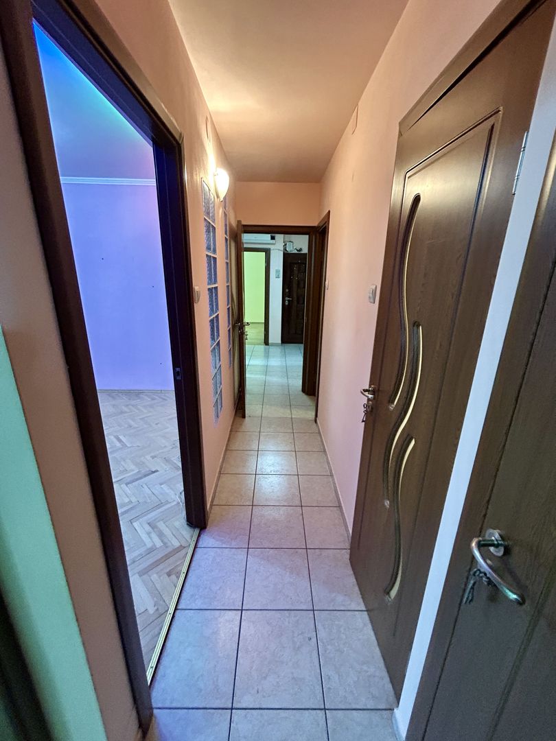 Apartament 3 camere Bulevardul Stefan cel Mare - Poză 4