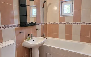 Apartament 3 camere decomandat etajul 1 65mp 500euro Nicolina 2 - Poză 13