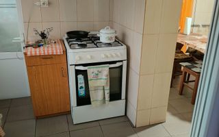 Casă cu 4 camere și teren generos de 2.370 mp – Deta, Strada 1 Mai - Poză 8
