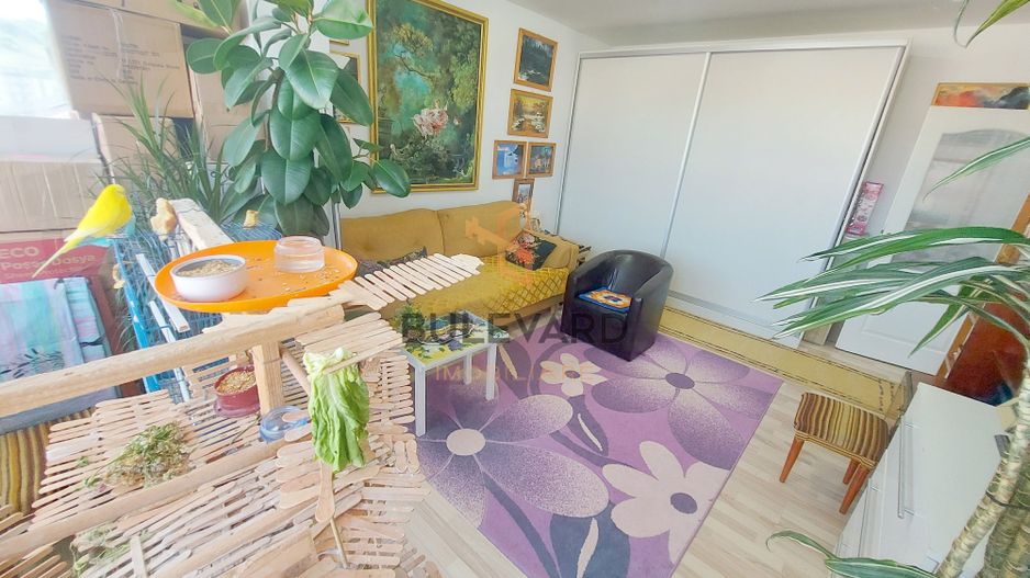 Apartament cu 3 camere, zona Terra! - Poză 1
