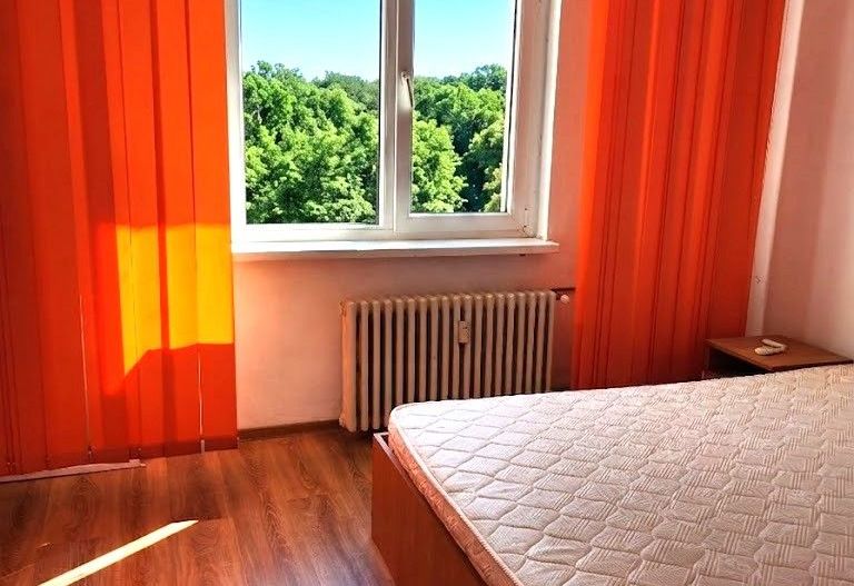 Vanzare Apartament 3 Camere Dristor- Vitan - Poză 1