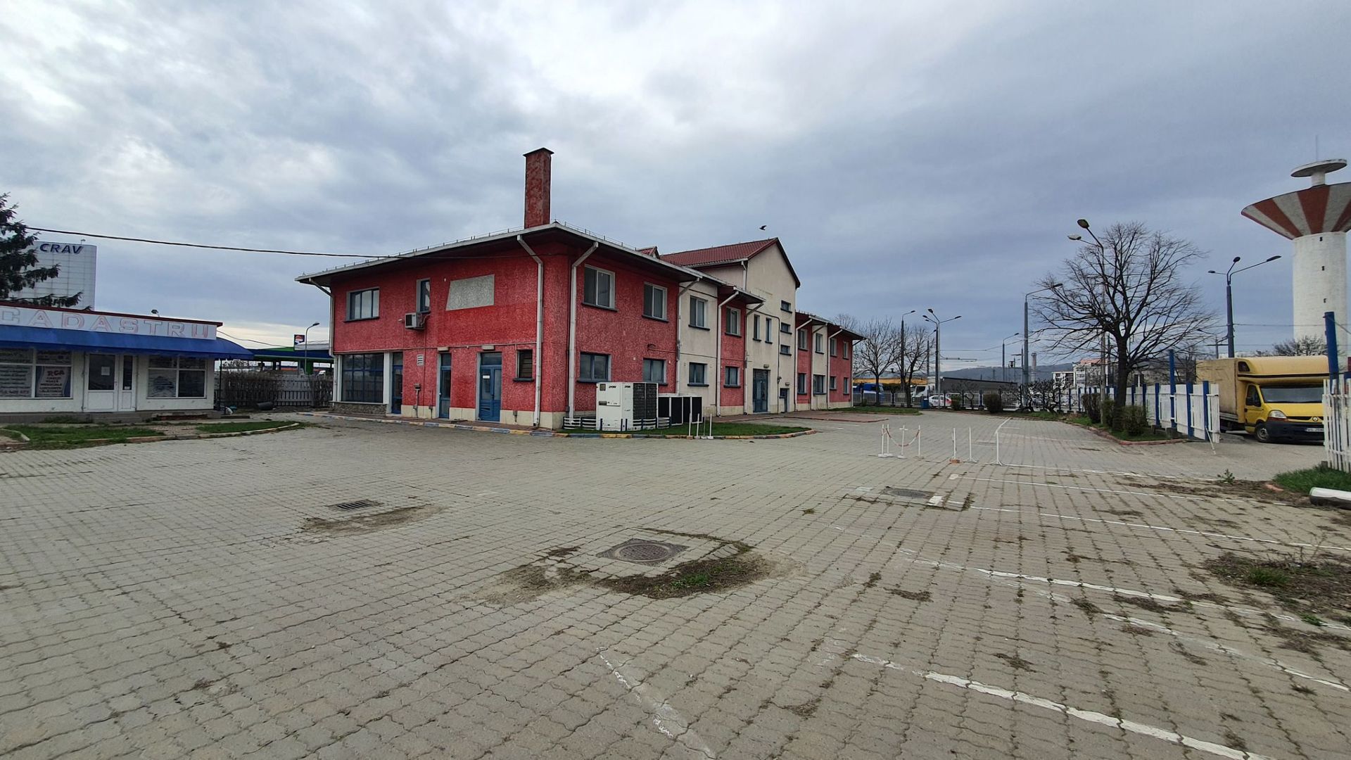DE ÎNCHIRIAT - Restaurant - Motel - Clădire birouri, Vaslui; - Poză 3