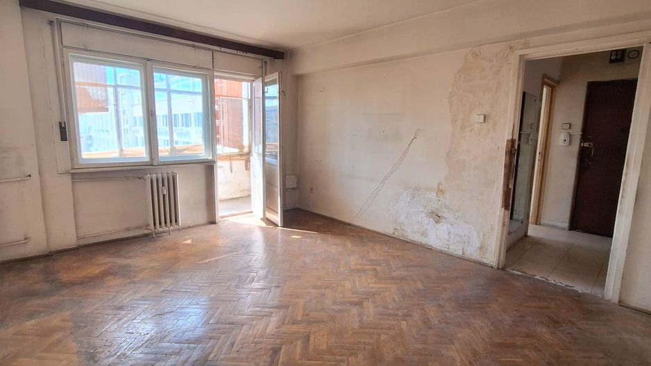 Apartament cu 2 camere - Piata Victoriei - Poză 8