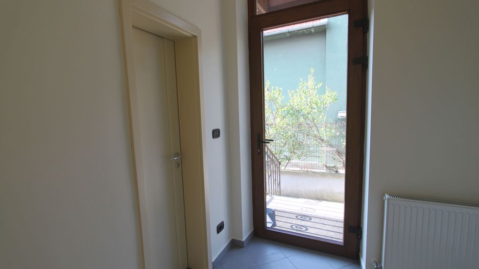 Birouri în vila - zona Balcescu - Poză 33