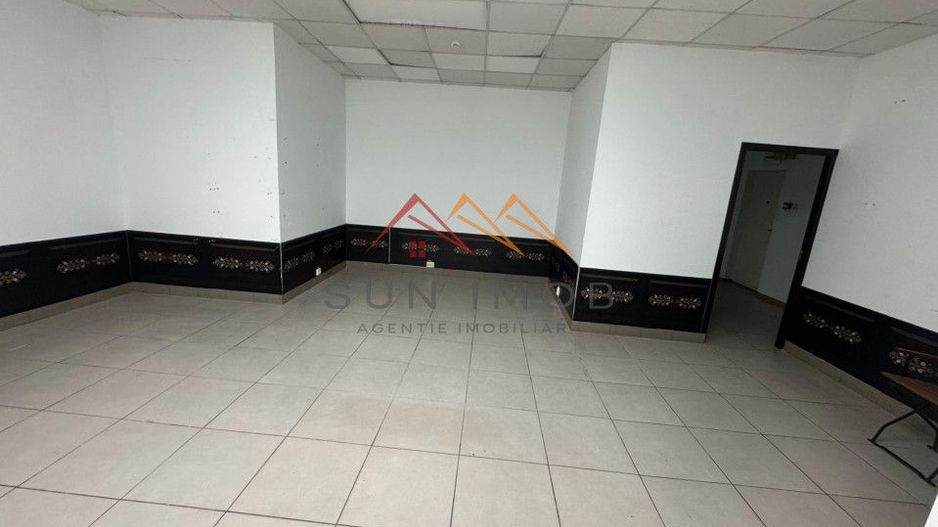 Spatiu Comercial, 125 m2, ultracentral, Campina, Prahova, liber - Poză 7