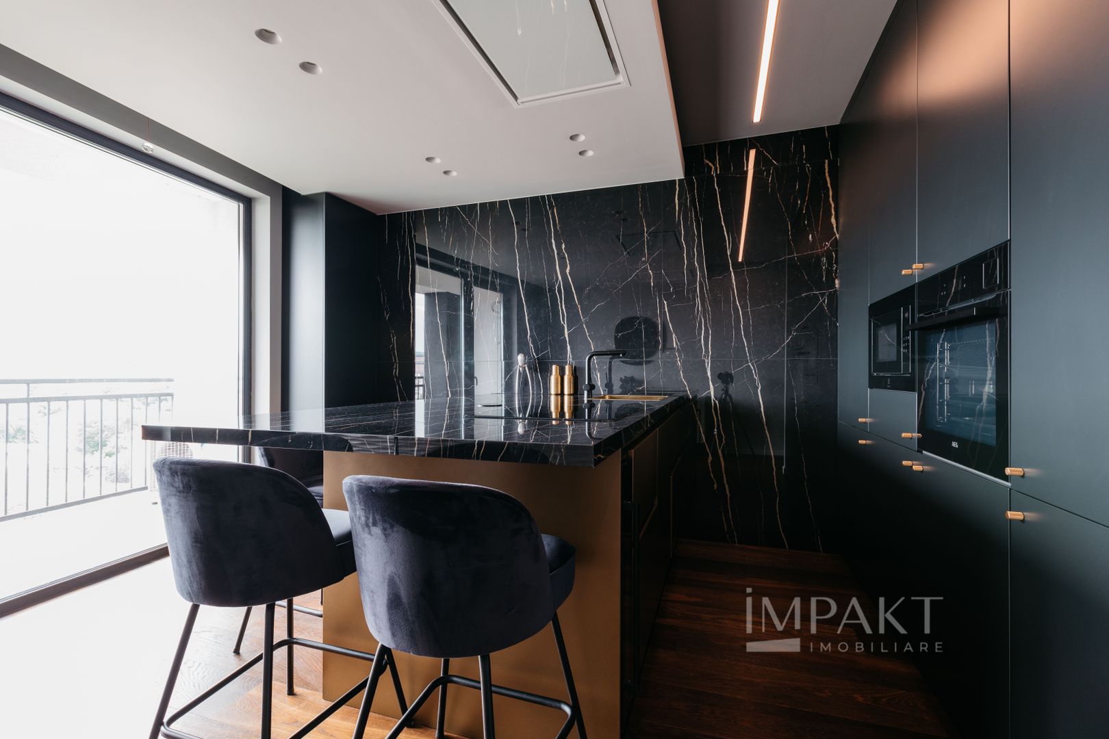 Penthouse extravagant in centrul orasului Cluj- Napoca - Poză 39