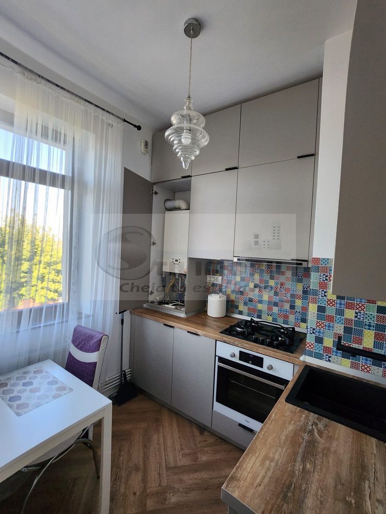 Apartament 3 camere Copou- 750 EURO - Poză 1