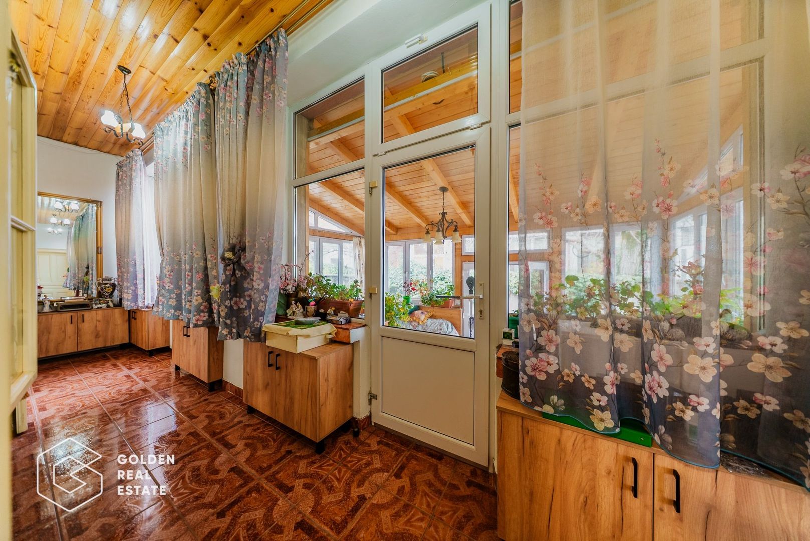 Proprietate in zona Centrala, complet amenajata, comision 0% - Poză 13