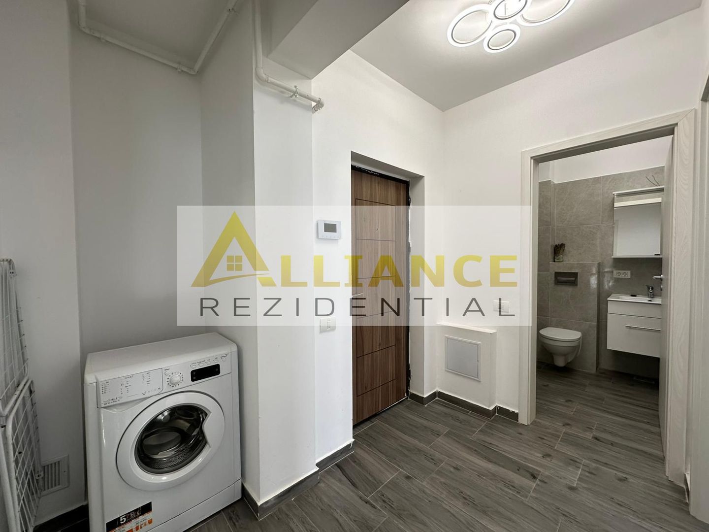 Apartament/ 2 camere  /Mobilat si utilat /Metrou Berceni 15 min - Poză 9