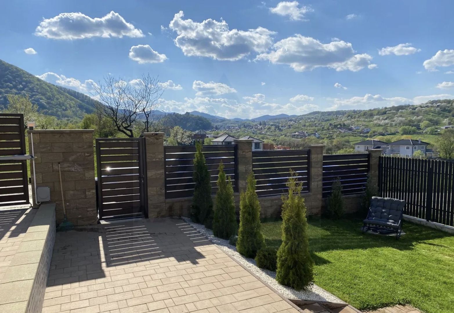 Casa ultrafinisata 199 mp utili garaj si teren 410 mp in Cisnadioara - Poză 6