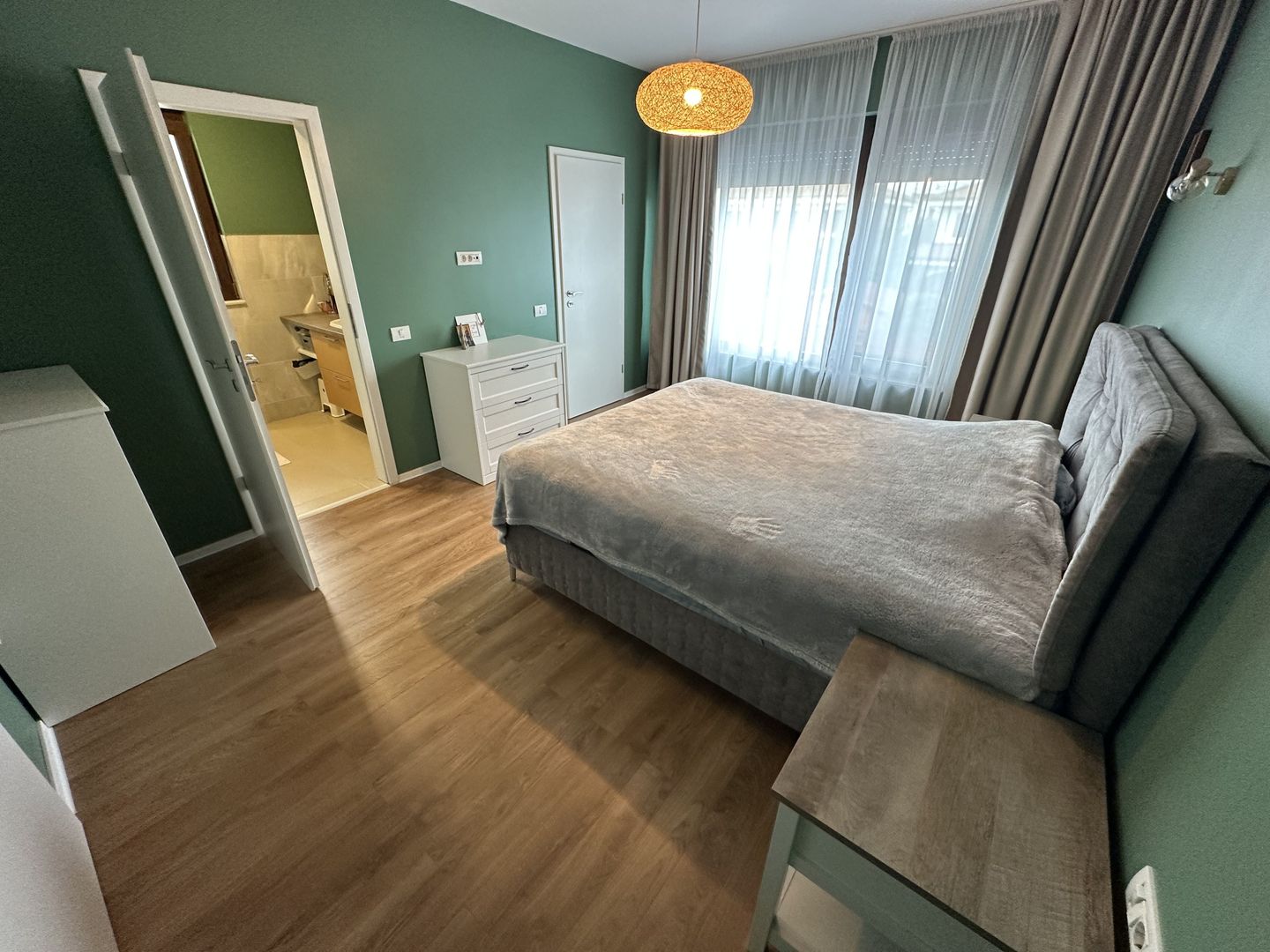 Duplex cu 5 camere de vanzare  în zona Aradului - Poză 37