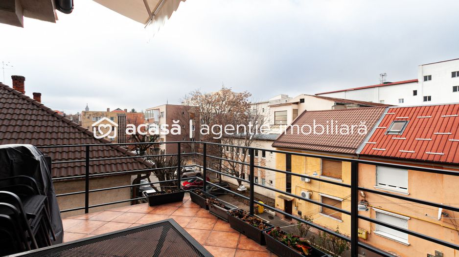 PROPRIETATE VÂNDUTĂ Apartament tip Penthouse în spate la Ziridava - Poză 11