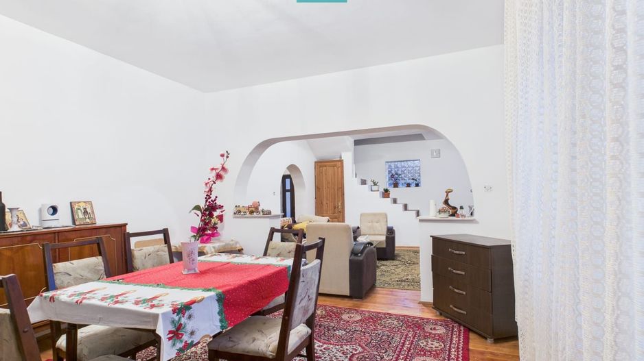 Proprietate frumoasă în centrul Aradului - Poză 1