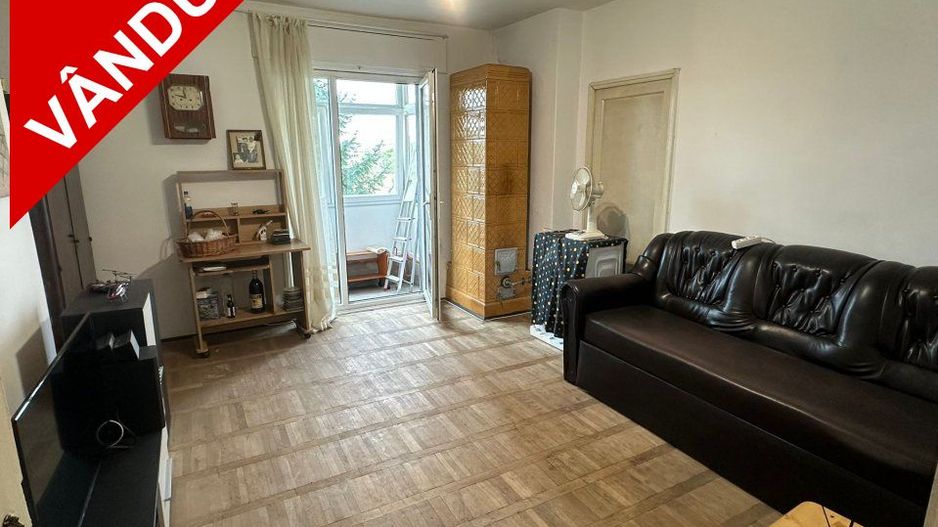 Apartament 2 cam decomandat, 56 mp + boxă, Sector 1 – renovare completă - Poză 1