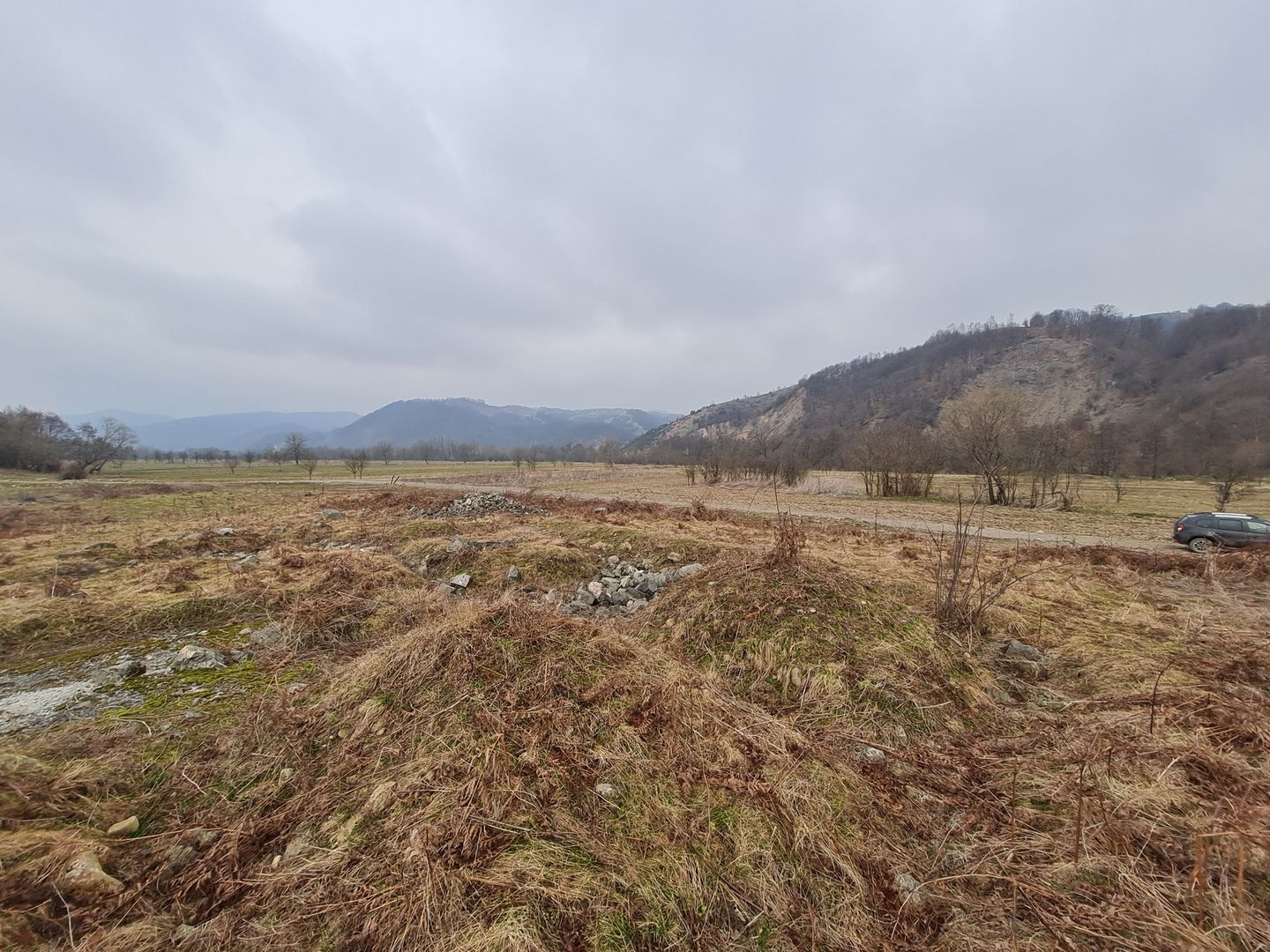 Teren intravilan 4400 MP - Poză 2