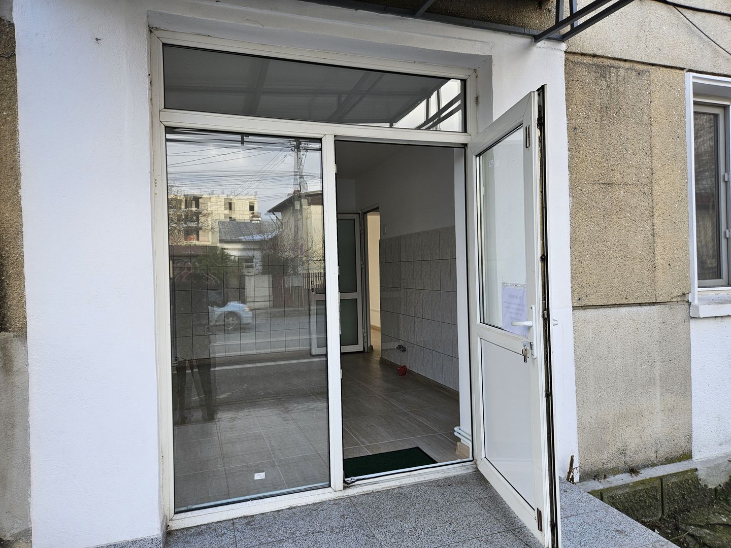 Ultracentral Pitești – spațiu comercial 55 mp, acces stradal - Poză 4