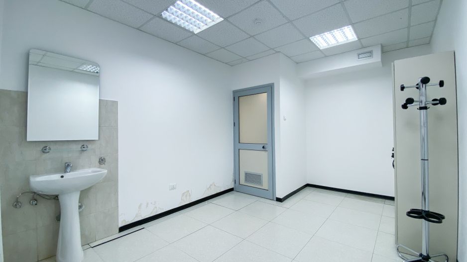 De inchiriat in cladire birouri P+5 etaje – ETAJ 4 - Poză 20