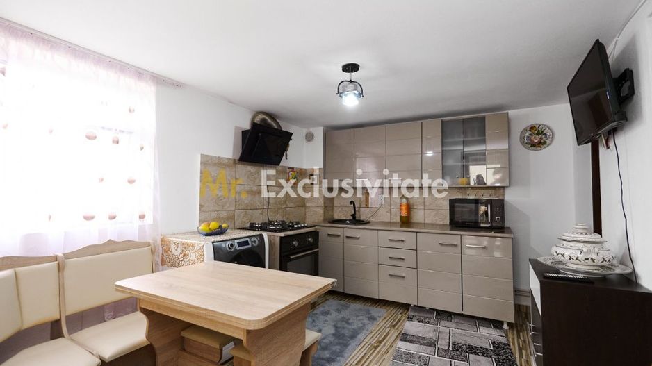 Casa  + anexa în Com.  Petresti, Sat Gherghesti - Dambovița - Poză 10
