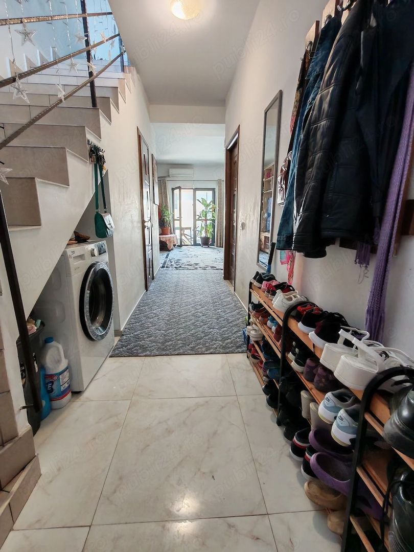 Vila 4 camere in  Bragadiru,(6 minute pana in Prelungirea Ghencea) - Poză 2