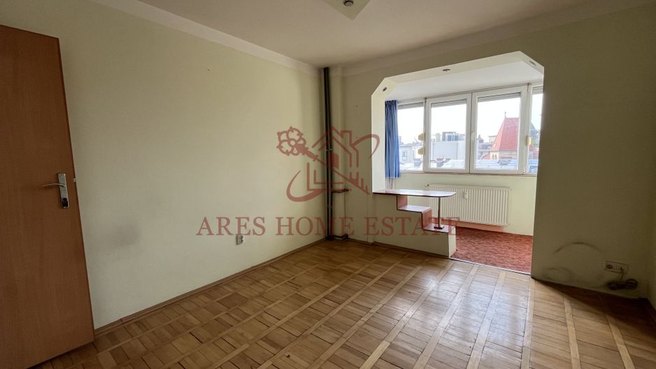 Apartament 3 camere, etaj intermediar – ultracentral, Piața Victoriei - Poză 4