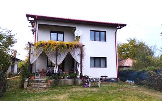 Vilă individuală 6 camere, teren 903 mp ! - Poză 2