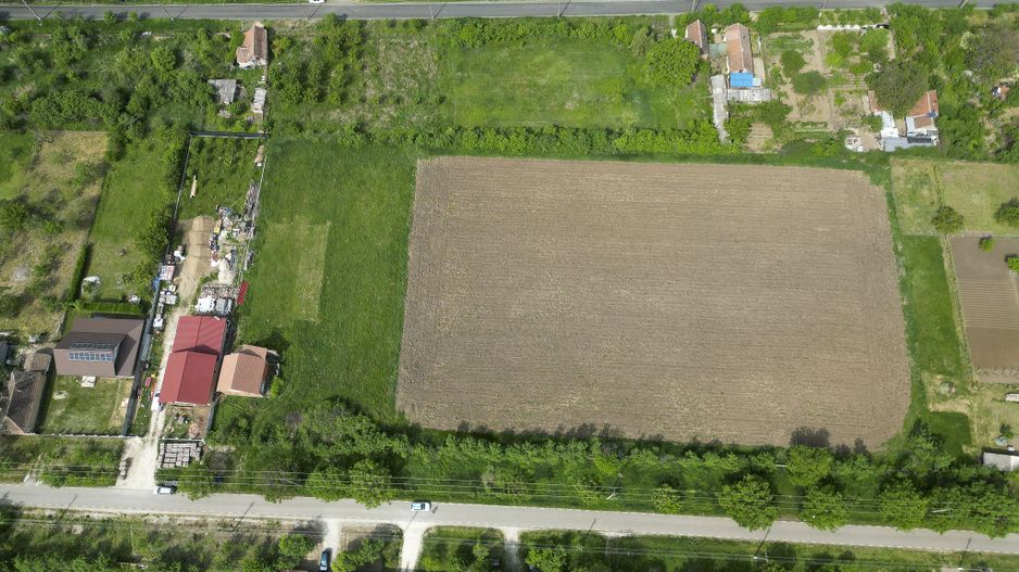 Teren Intravilan de 3,090 mp în Cuvin - Poză 8