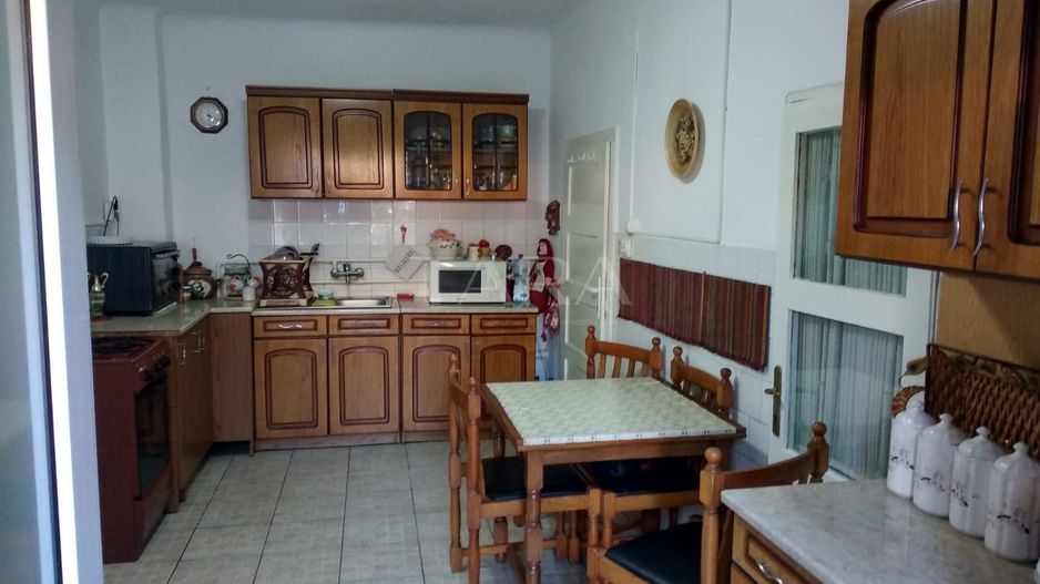 Casă / Vilă cu 2 camere de vânzare în zona Ultracentral - Poză 2