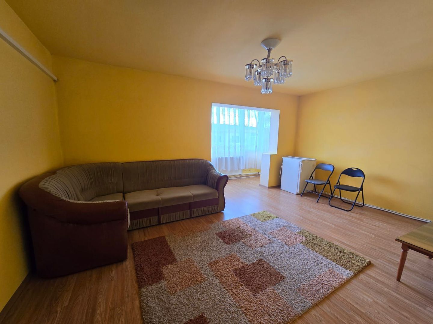 Apartament cu 3 camere de vanzare in Turda - Poză 4