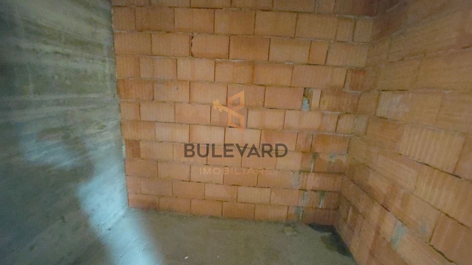 Apartament cu 2/3 camere cu finisaje incluse,  zona strazii  Piata 1 Mai! - Poză 8