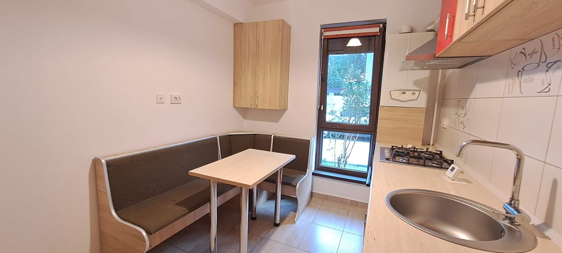 Apartament 2 camere, decomandat, centrala, mobilat, STB, comision 0%! - Poză 1