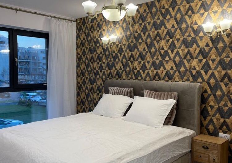 Inchiriere apartament 3 camere - Poză 1