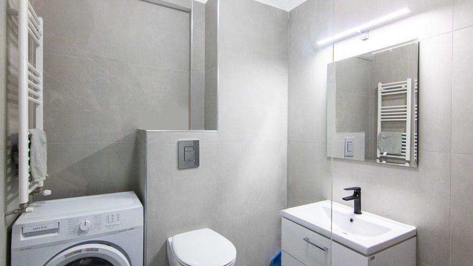 PRIMA INCHIRIERE, 2 camere, 57 m,mobilat +utilat, disponibil, METROU V.IALOMITEI - Poză 17