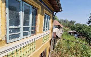 Casa de vanzare  5 camere + teren 2200 mp in loc. Calopar satul Bazdana - Poză 2