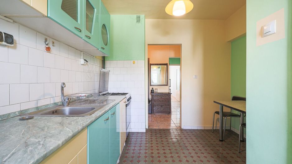 Rezervat Apartament decomandat cu 3 camere in zona spitalului - Poză 6