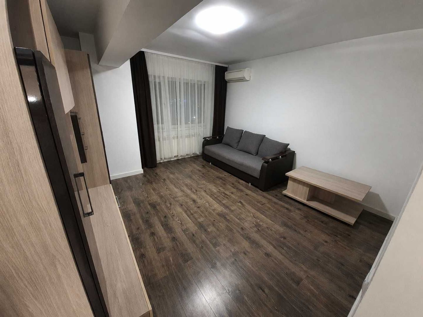 Apartament 1 cameră Dec 41 mp Conest Tudor Vladimirescu 380 euro - Poză 2